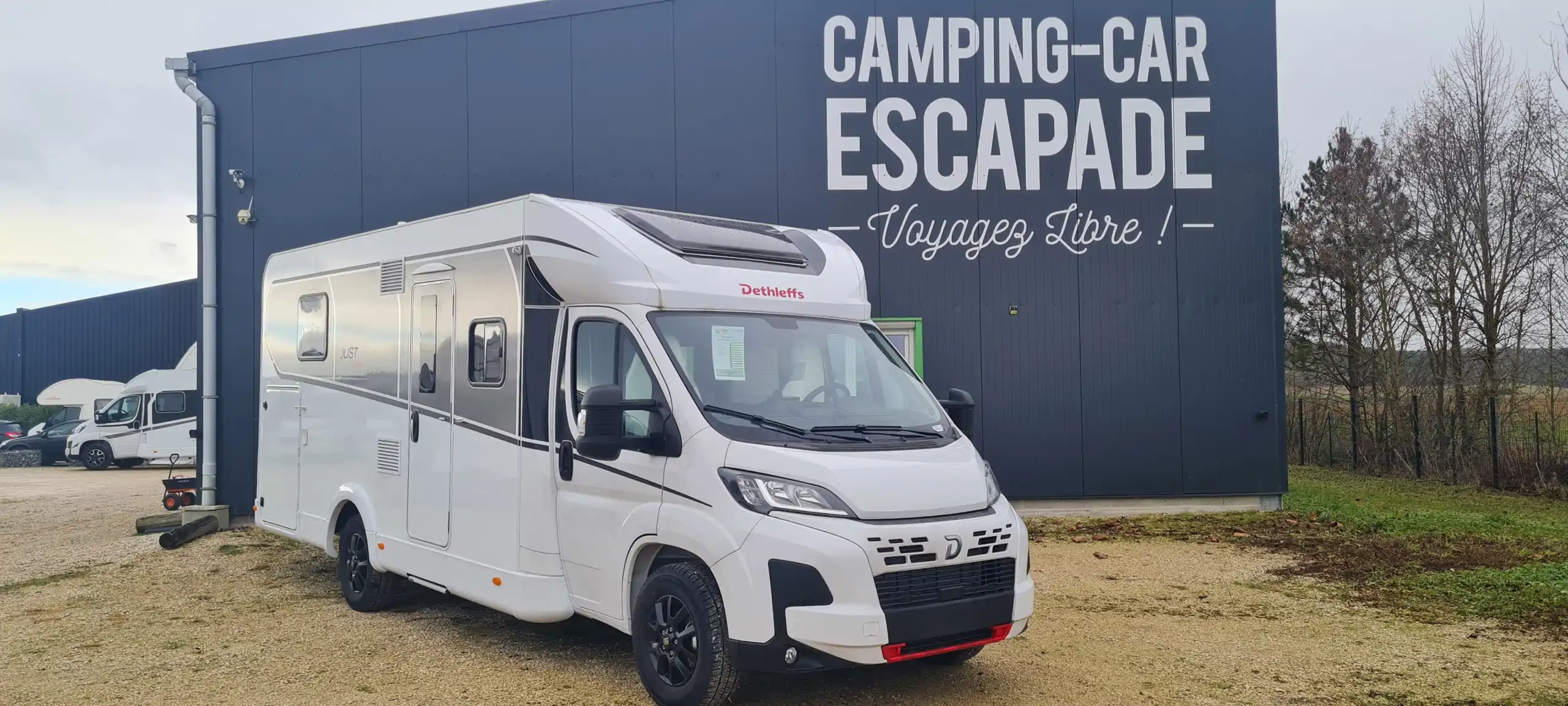 Photo Dethleffs Just T Trend 7052 DBL Profilé