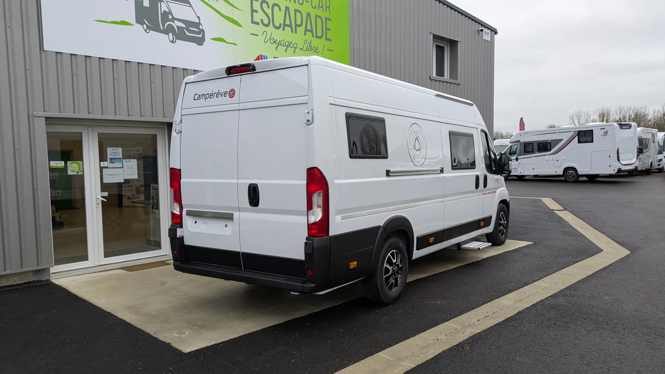 Image Campereve  Magellan 746 