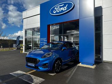 Voir le détail de l'offre de cette FORD Puma 1.0 EcoBoost 155ch S&S mHEV ST-Line X Powershift de 2023 en vente à partir de 31 990 € 