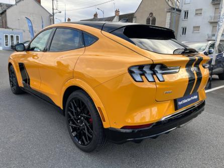 FORD Mustang Mach-E Extended Range 99kWh 487ch AWD GT à vendre à Orléans - Image n°7