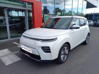 Voir le détail de l'offre de cette KIA e-Soul 204ch Lounge de 2023 en vente à partir de 441.94 €  / mois