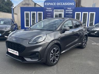 Voir le détail de l'offre de cette FORD Puma 1.0 EcoBoost 125ch mHEV ST-Line 7cv de 2020 en vente à partir de 193.34 €  / mois