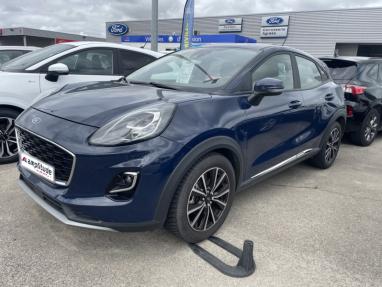 Voir le détail de l'offre de cette FORD Puma 1.0 EcoBoost 125 ch mHEV Titanium de 2020 en vente à partir de 186.48 €  / mois