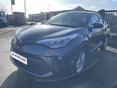 Voir le détail de l'offre de cette TOYOTA C-HR 122h Dynamic Business 2WD E-CVT + Stage Hybrid Academy MY20 de 2021 en vente à partir de 189.7 €  / mois