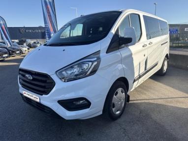 Voir le détail de l'offre de cette FORD Transit Custom Kombi 320 L2H1 2.0 EcoBlue 130 ch mHEV Trend Business 7cv de 2022 en vente à partir de 338.28 €  / mois