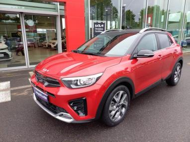 Voir le détail de l'offre de cette KIA Stonic 1.0 T-GDi 120ch MHEV GT Line iBVM6 de 2022 en vente à partir de 195.34 €  / mois