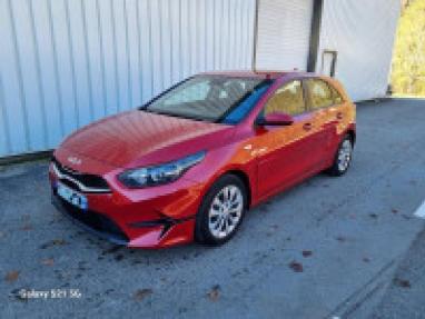 Voir le détail de l'offre de cette KIA Ceed 1.0 T-GDI 120ch Motion de 2022 en vente à partir de 188.4 € / mois