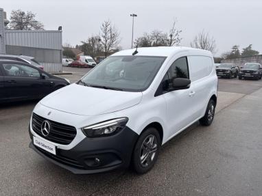 Voir le détail de l'offre de cette MERCEDES-BENZ Citan Combi 110 CDI Long Pro BVA de 2024 en vente à partir de 351.95 €  / mois